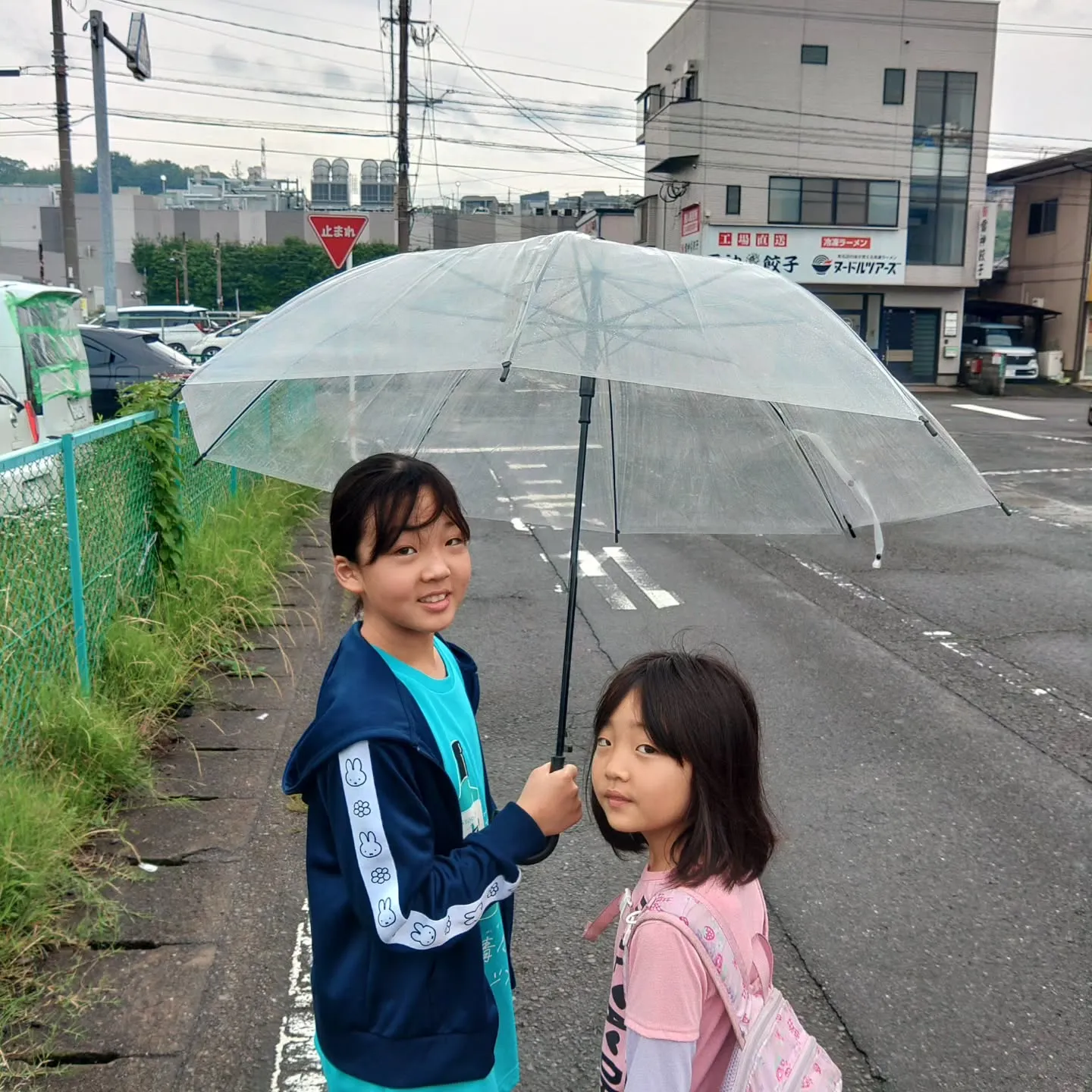 本日長女、次女はバレーボールの試合👍